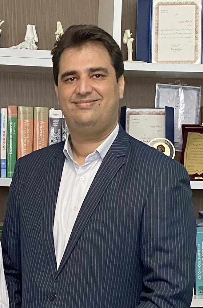 Dr. Salman Nazary-Moghadam